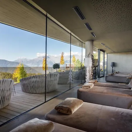 Hotel Chalet Mirabell Hotel